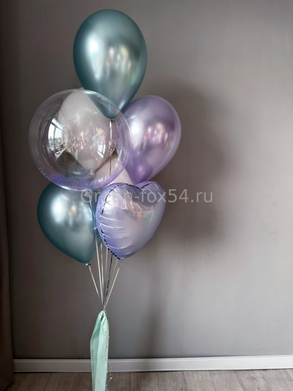 Фонтан из разнокалиберных шаров
